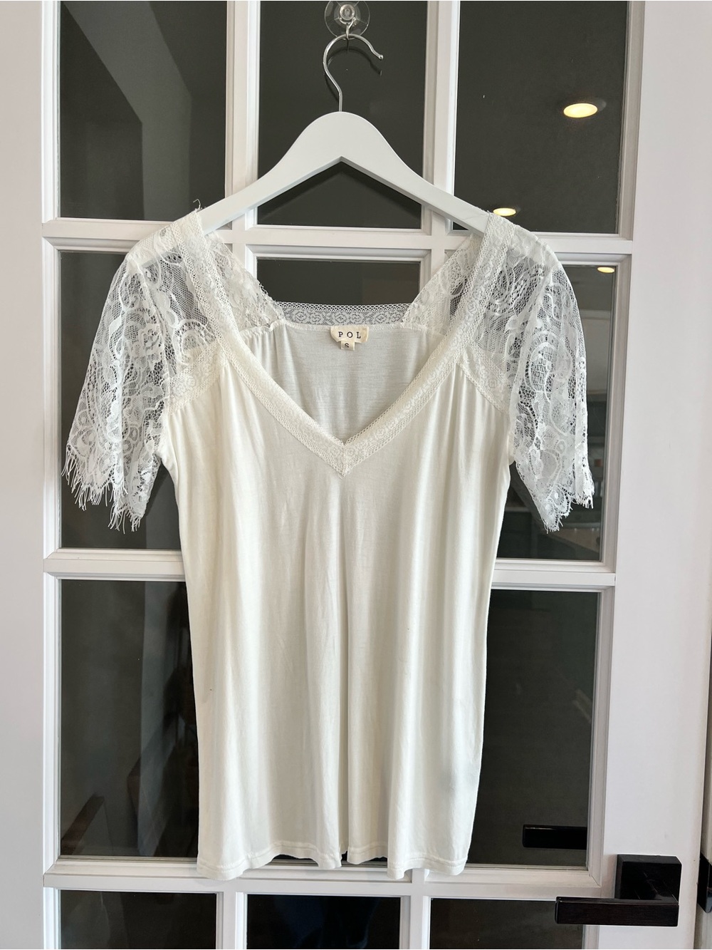 POL Ivory Lace Sleeve V-Neck Top